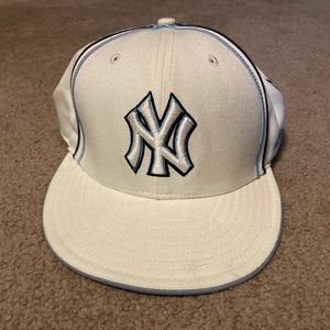 New York Yankees New Era Classic99 Dri-Fit alternate hat